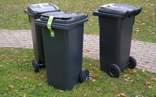 Dezynfekcja pojemników na odpady zmieszane-wrzesień 2023 r.