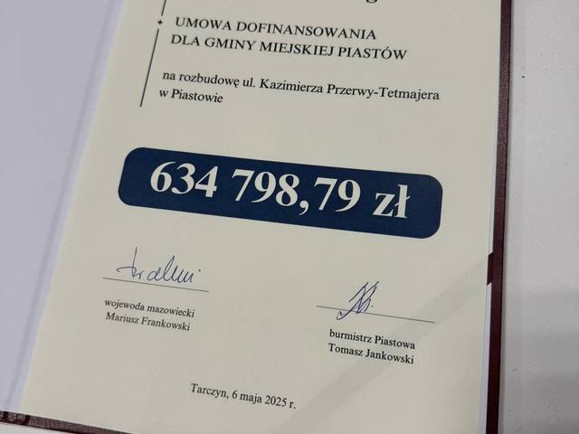 Obraz przedstawiający Podpisanie umowy z Wojewodą Mazowieckim na rozbudowę ulicy Kazimierza Przerwy-Tetmajera w Piastowie
